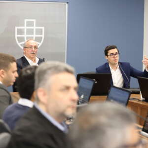 La delegación argentina conoce el potencial logístico y de infraestructuras de TCP