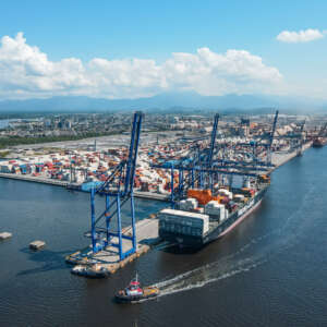 TCP recibe a los participantes del foro brasileño sobre infraestructuras portuarias